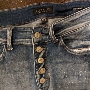 Judy Blue Skinny Fit Jeans